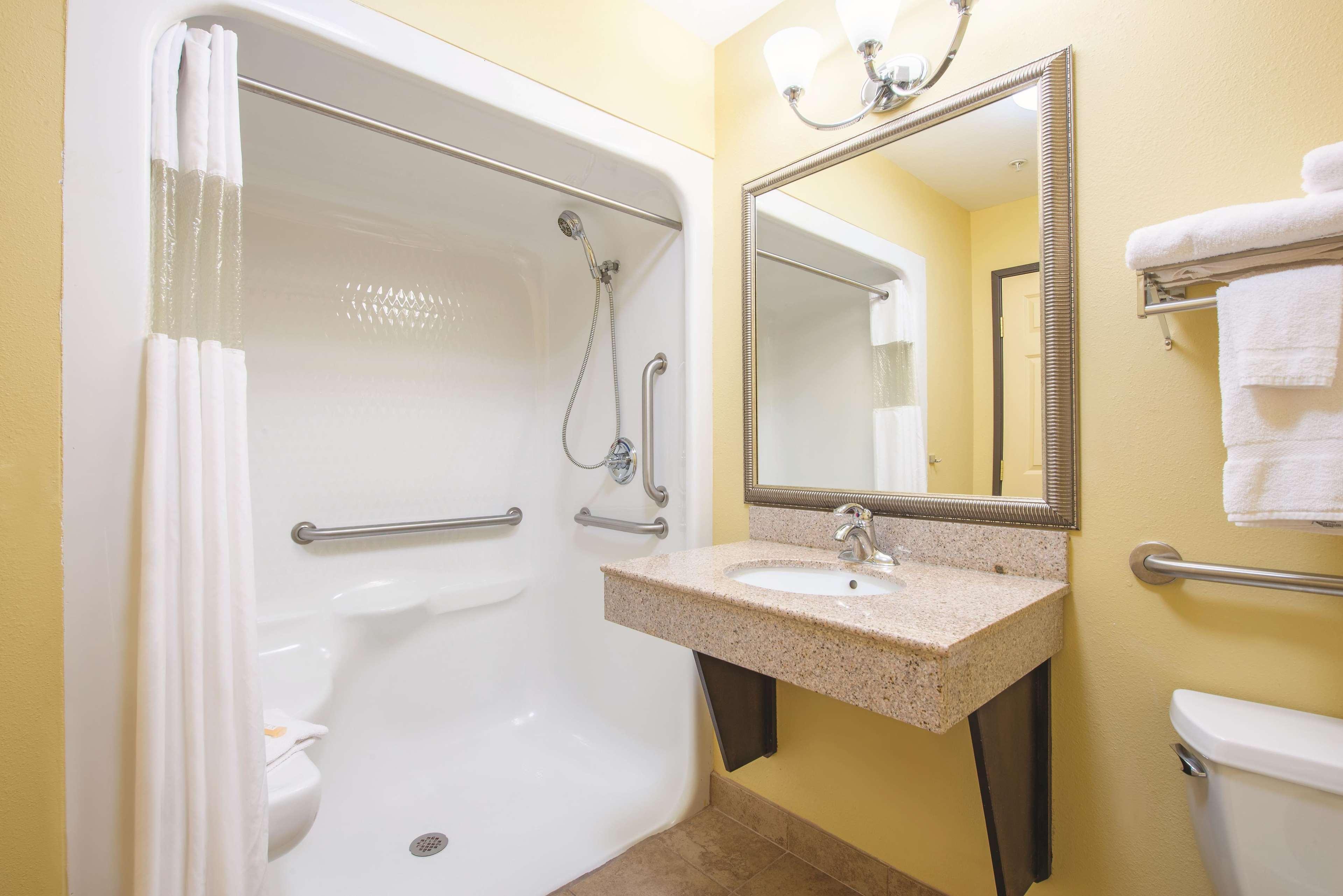 La Quinta By Wyndham Tulsa Airport / Expo Square Hotel Kültér fotó