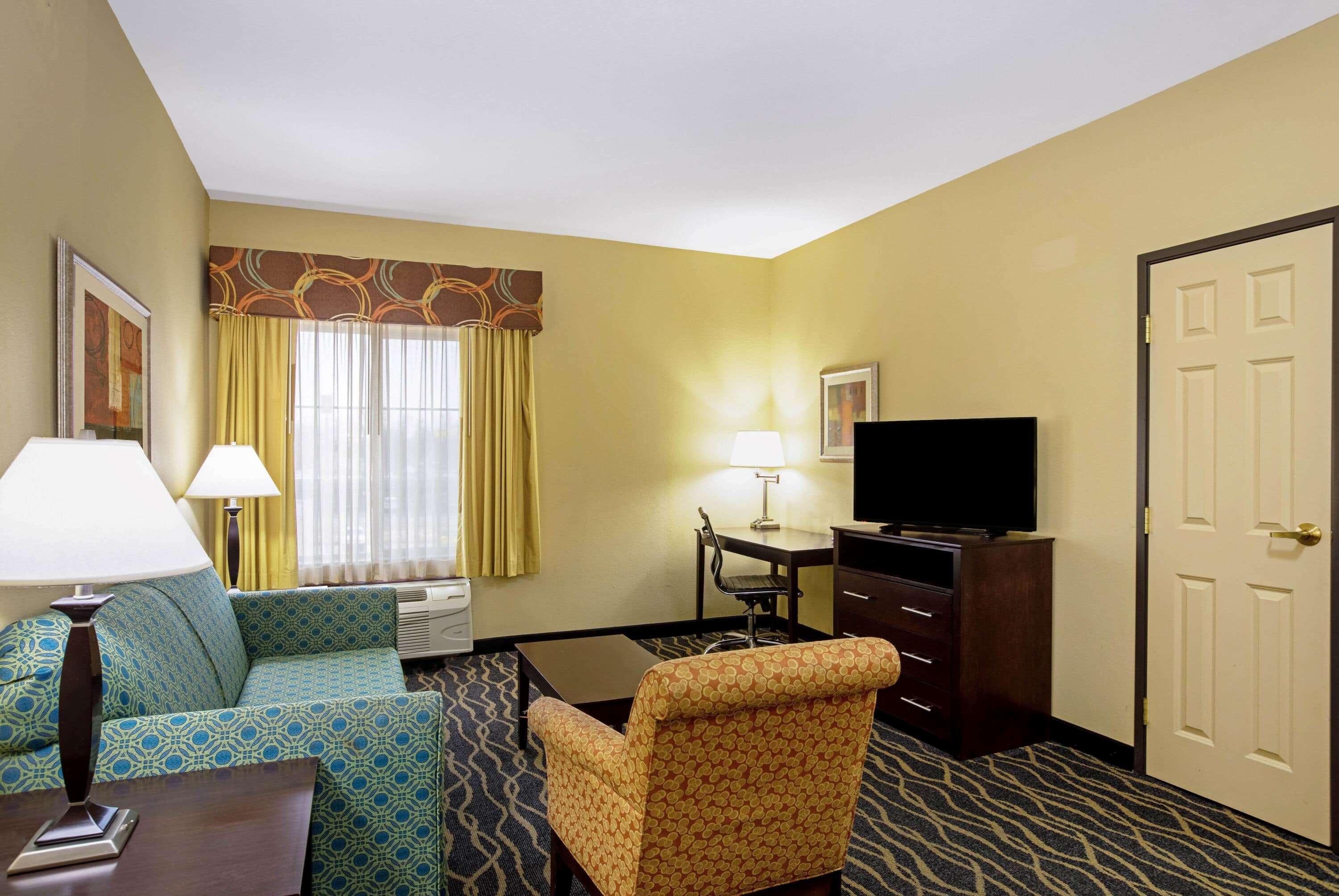 La Quinta By Wyndham Tulsa Airport / Expo Square Hotel Kültér fotó
