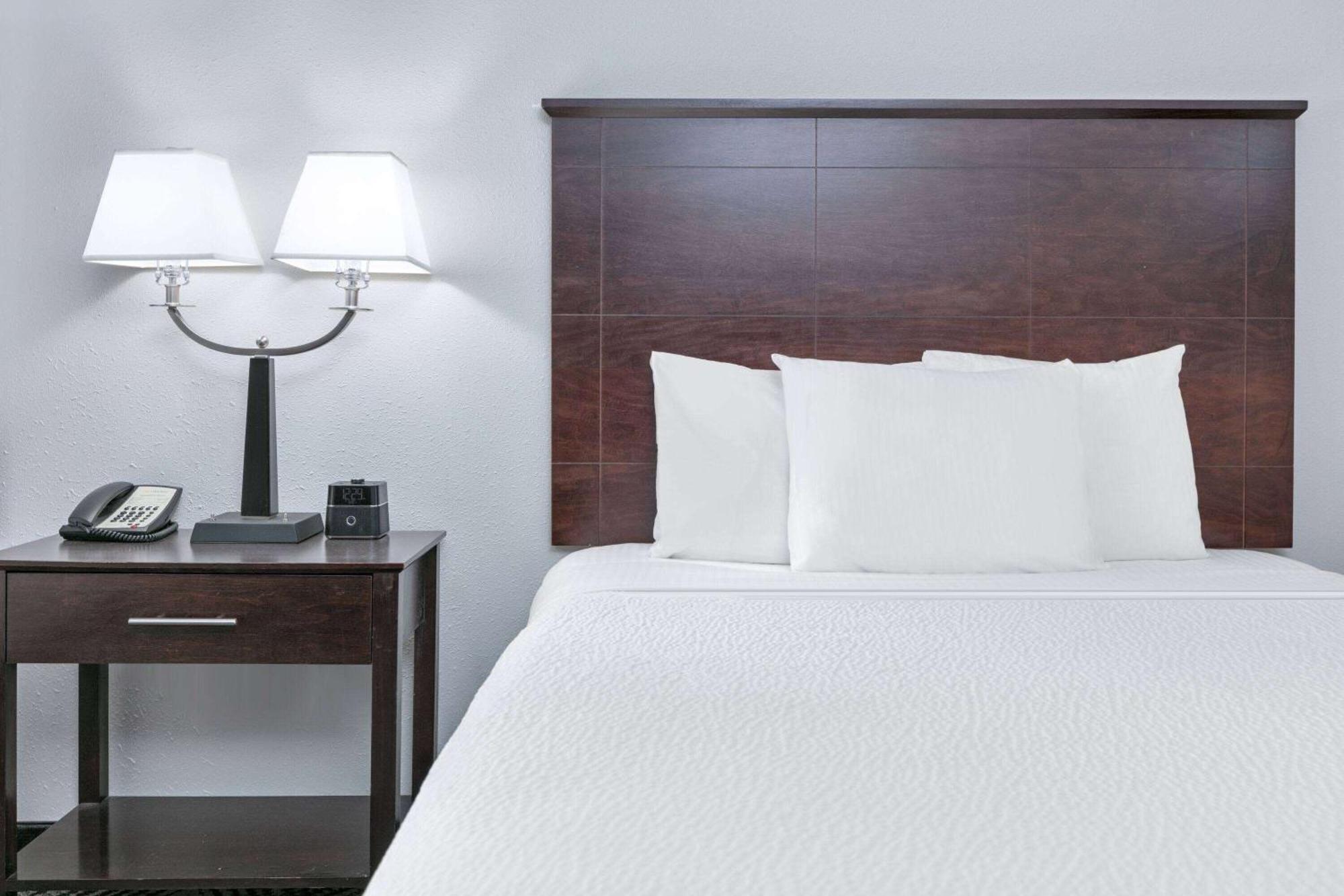 La Quinta By Wyndham Tulsa Airport / Expo Square Hotel Kültér fotó