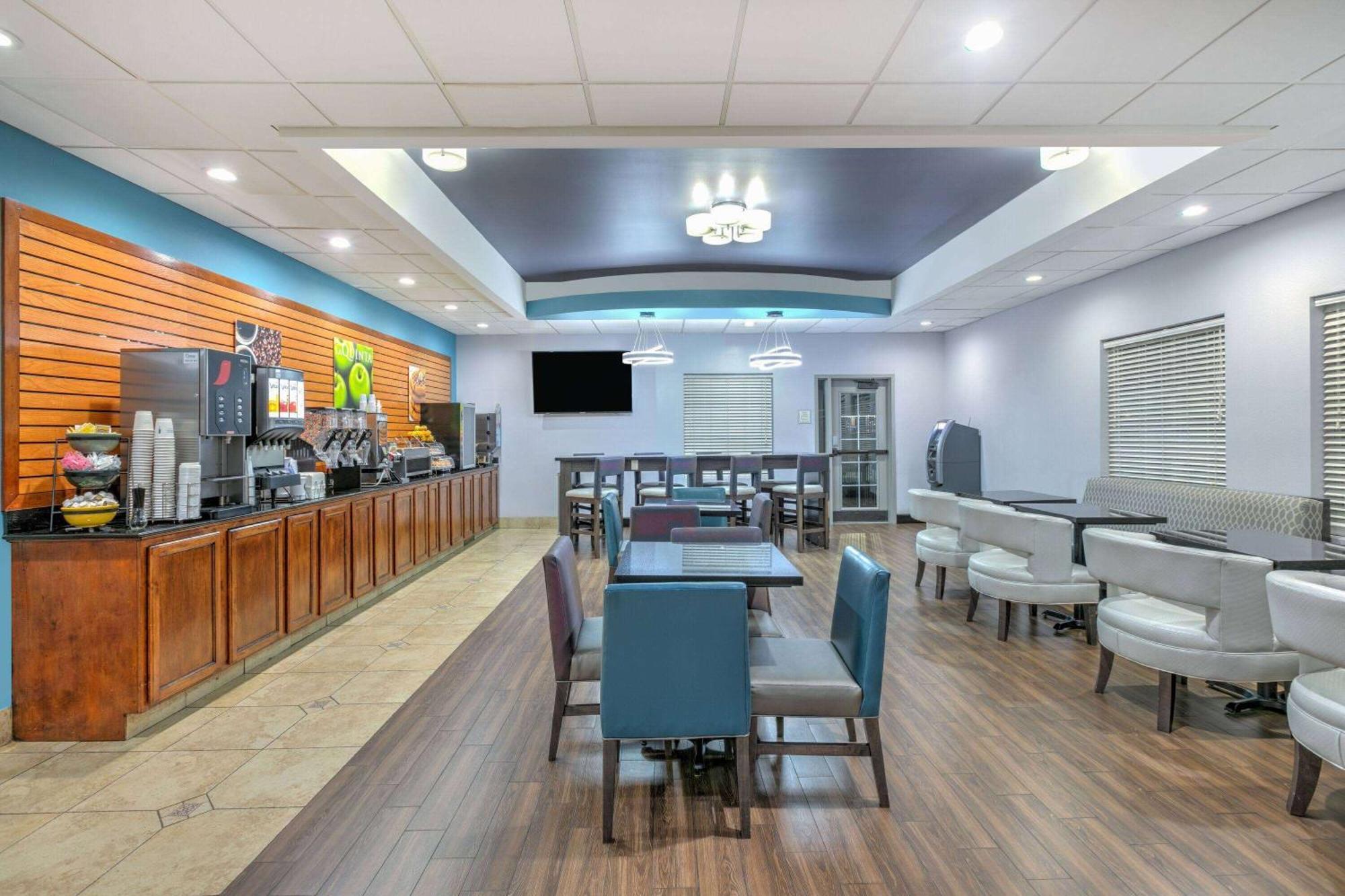 La Quinta By Wyndham Tulsa Airport / Expo Square Hotel Kültér fotó
