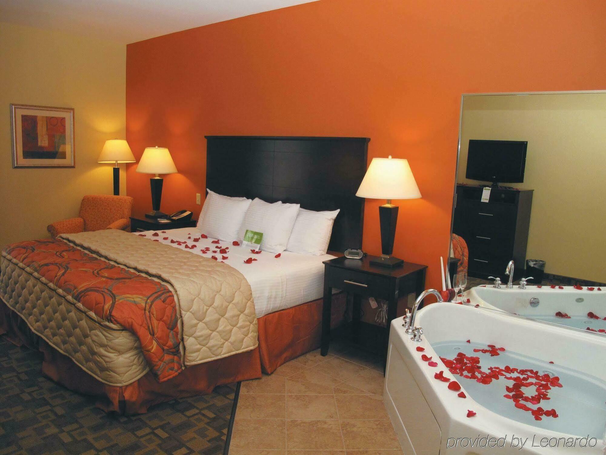 La Quinta By Wyndham Tulsa Airport / Expo Square Hotel Szoba fotó